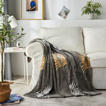 Air Conditioning Blanket and Large Anti-Static 80x60 Airfly Throw Blanket Hand Drawn Weed Leaves Blankets for Winter Sofa 